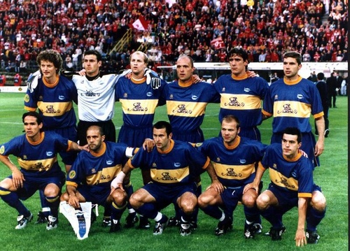 Финалист Кубка УЕФА 2000-2001.